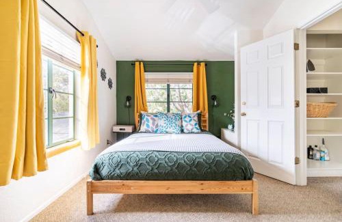 West University Apartment | Vibrant 2BR DT Living, Stylish & Serene Stay