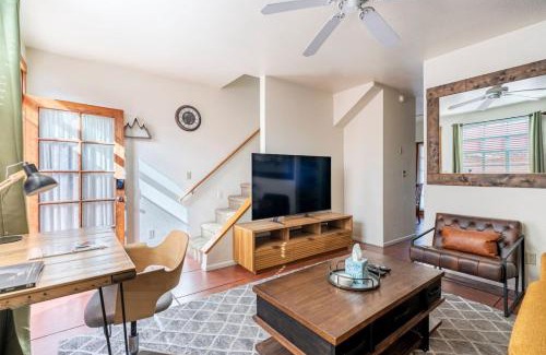West University Apartment | Vibrant 2BR DT Living, Stylish & Serene Stay