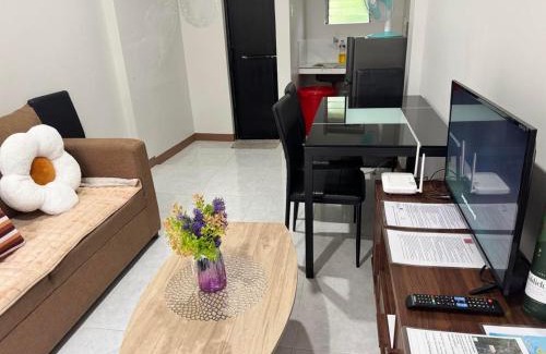 Sorsogon City House | Vibrant Vibes Cozy Staycation III in Sorsogon City