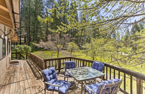 Weaverville House | Vibrant Weaverville Escape with Deck and Creek!