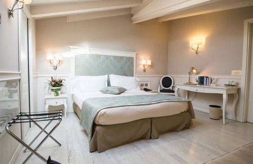 Barriera Vecchia-San Giacomo Hotel | Victoria Hotel Letterario