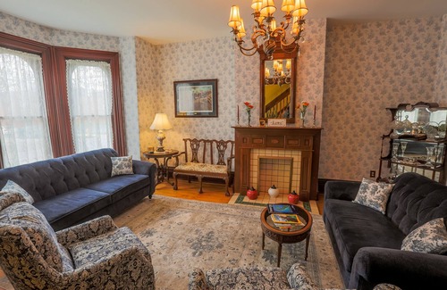 Erie Bed & Breakfast | Victoria Inn