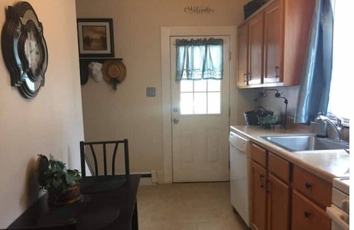 Plains House | Victorian-style Outside, 2 Story & Modern Inside - New to Vrbo 4.96 57 Ratings