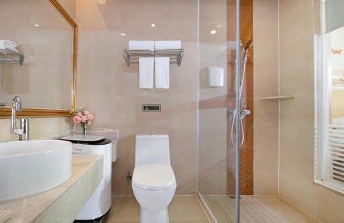 Huizhou Hotel | Vienna Hotel Huizhou Dahuxi