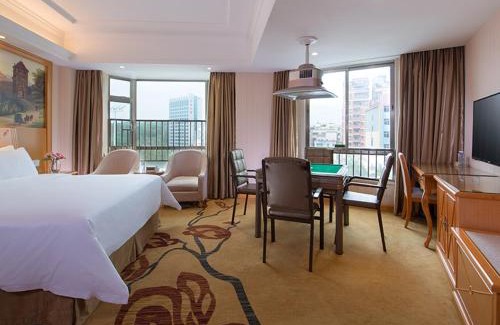 Longhua District Hotel | Vienna Hotel Shenzhen Dalang Clothing Base