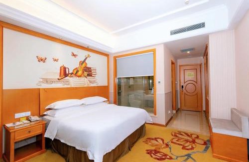 Longgang Hotel | Vienna Hotel Shenzhen Longgang Ainan Road