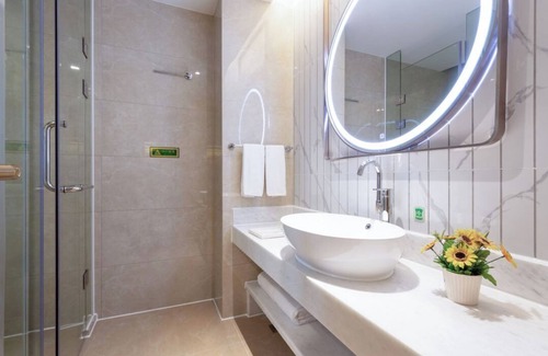 Shekou Hotel | Vienna International Hotel-Mawan