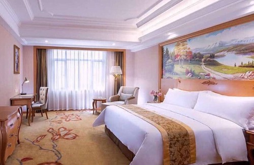 Foshan Hotel | Vienna International Hotel QiandengLake