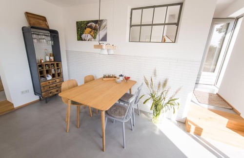 Goch Apartment | Viereinhalb Eichen - Ferienwohnung am Niederrhein