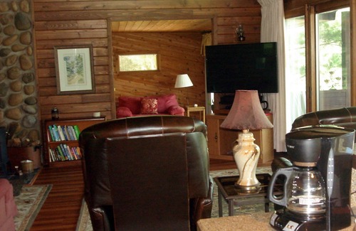 Saugatuck House | View River, Marsh, & Wildlife from Your Hot Tub & enjoy Special Winter Rates!