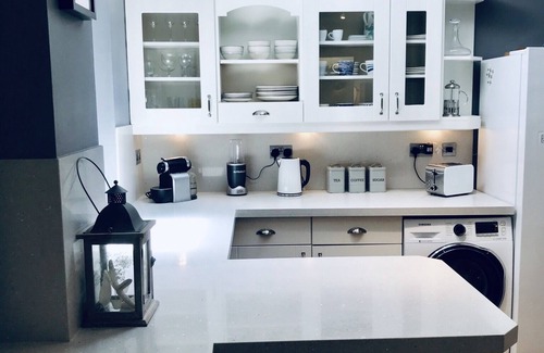 Dartmouth Apartment | 'View to The Blue' uninterrupted panoramic views, fantastic location!