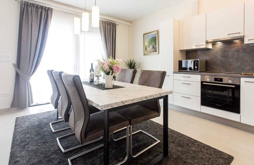 Vinisce Villa | View Villas Collection - Villa Olive Tree, family-friendly villa
