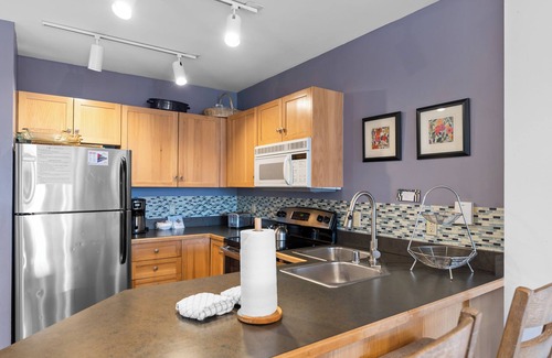 River Run Condo | Views of Decrum Square from Private Balcony, Short Walk to Shops/Gondola/Food