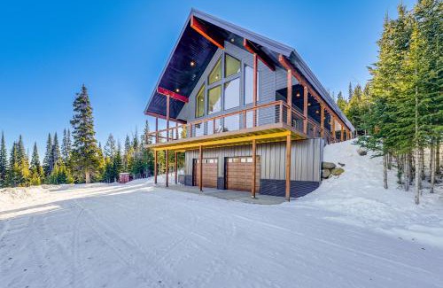 Dubois House | Views, Trails, Hot Tub and More Luxe Wyoming Oasis