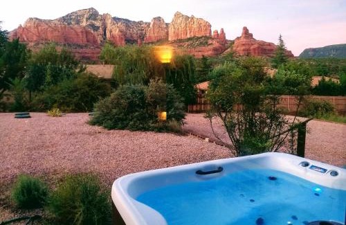 Uptown Sedona House | VIEWS! Uptown Sedona Utopia +Hot Tub