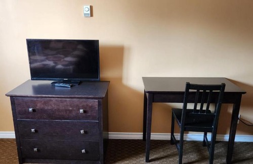 Gimli Hotel | VIKING INN