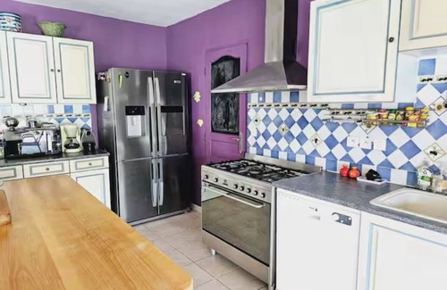 Saint-Julien-en-Saint-Alban House | Villa mistral