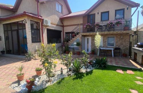 Navodari House | Vila Amy
