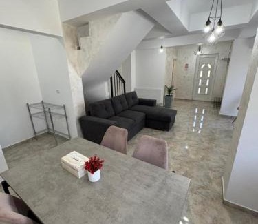 Jibert House | Vila Arkade Mamaia Nord