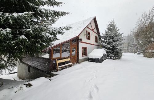 Rausor House | Vila Artemis