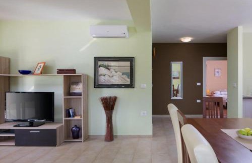 Marceljani Villa | Vila Charlie