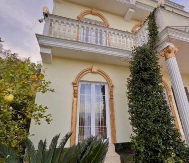 Qerek Villa | Vila Dy Bukurite