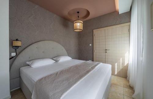 Zeljeznica House | Vila Gina