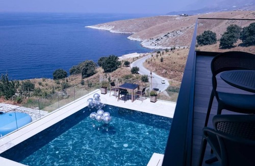 Himare Villa | Vila Infinity-Luxury Rooms