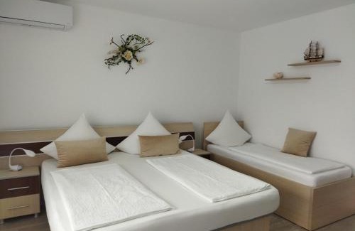 Doua Mai House | Vila Marius 2 Mai