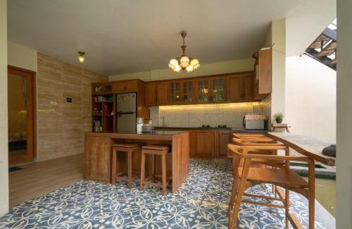 Klaten Villa | Vila Pribadi di Klaten - 3 Kamar Tidur - Pendopo & Dapur
