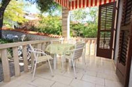 Sumartin Apartment | Vila Vera Seafront Apartments