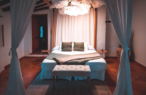 Venta del Moro Hotel | VILASIRA Rooms & Wines - Adults Only