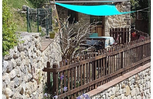 Saint-Sauveur-de-Cruzieres House | Village house and garden, breathtaking view