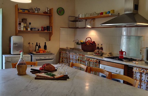 Castelnuovo di Garfagnana Villa | Villa Iris with private pool, 4 bedrooms, panoramic view, walk to restaurant