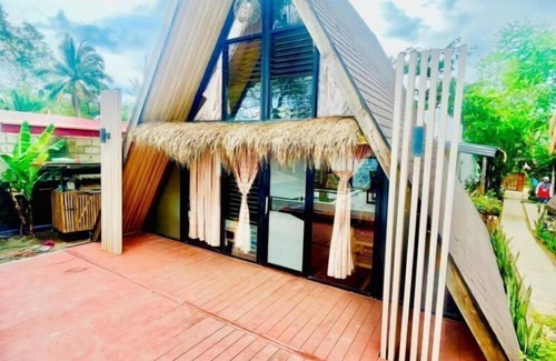 Sipalay Villa | Villa 2- with AC; Beachfront