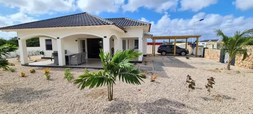 Playa Villa | Villa 23 Relax & Dive Resort Bonaire Village