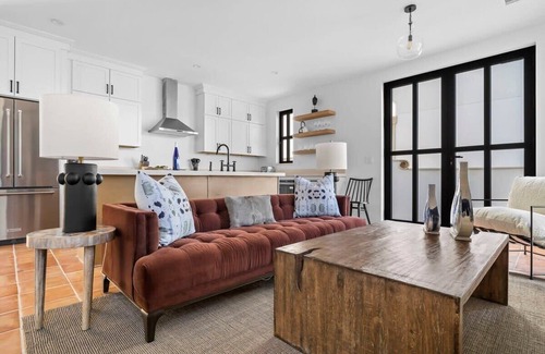 Spicewood Villa | Villa 3: 2-Bedroom|Firepit|Pool|Hot tub|Yoga