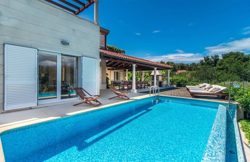 Mirce Villa | Villa ∙ 6 bedrooms ∙ 12 guests
