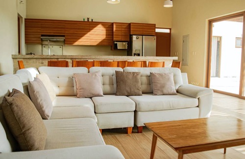 Sunampe Villa | Villa ∙ 8 bedrooms ∙ 16 guests