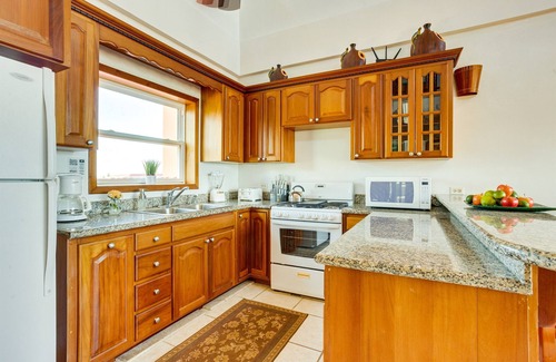 Plantation Villa | Villa 99-Octopus/Safari-Beachfront-Pool-3 Bedroom