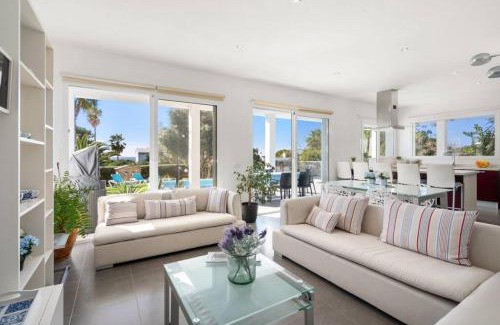Binisafua Villa | Villa Abril