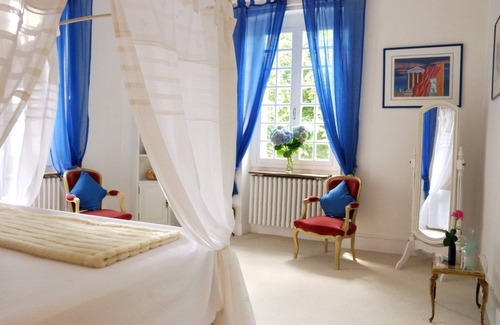 Vals-les-Bains House | VILLA AIMEE LUXURY APARTMENTS WITH HEATED POOL