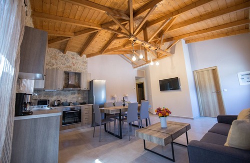 Spanokhorion Villa | Villa ALPHA deluxe villa with pool 5km from Lefkada