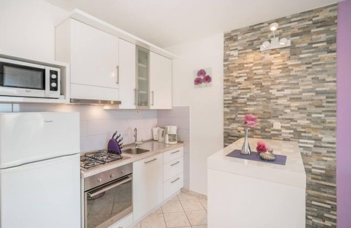 Businci Apartment | Villa Andjelka by Interhome