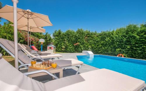 Laganas Villa | Villa Andreas with swimming pool