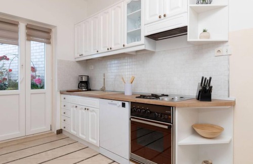 Selca Apartment | Villa Andro by Interhome
