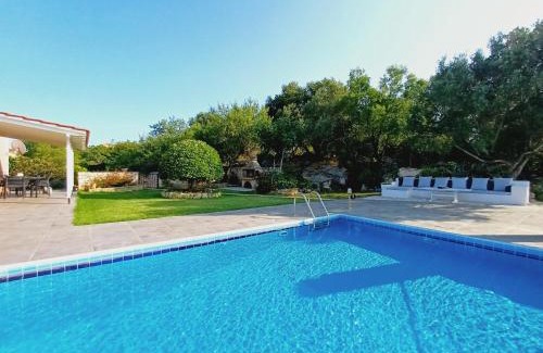 Katsarata Villa | VILLA ANDRONIKI