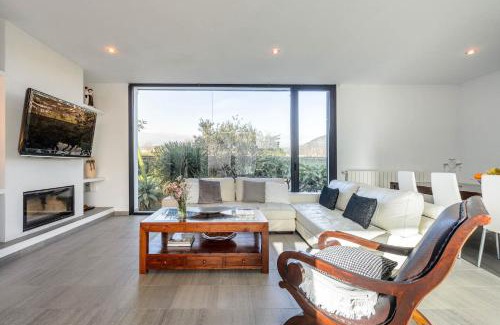 Sant Jordi de Ses Salines Villa | Villa Anur