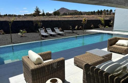 Costa Teguise Villa | Villa Arena