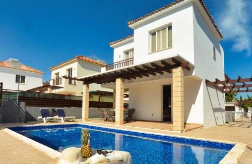 Ayia Thekla Villa | Villa Argyro